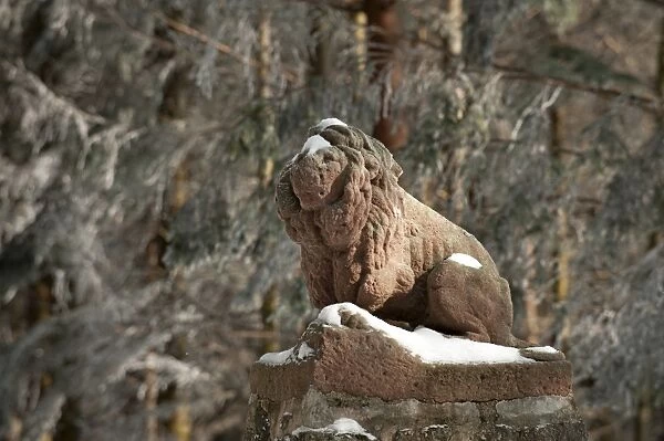 German statue of a lion in la Jambe de Bois